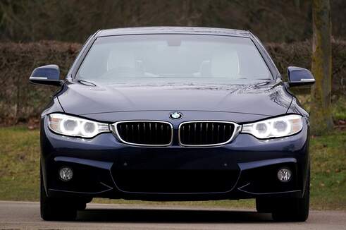 navy blue car